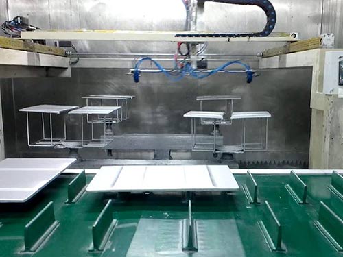 往復(fù)機(jī)噴涂線-筆記本噴漆